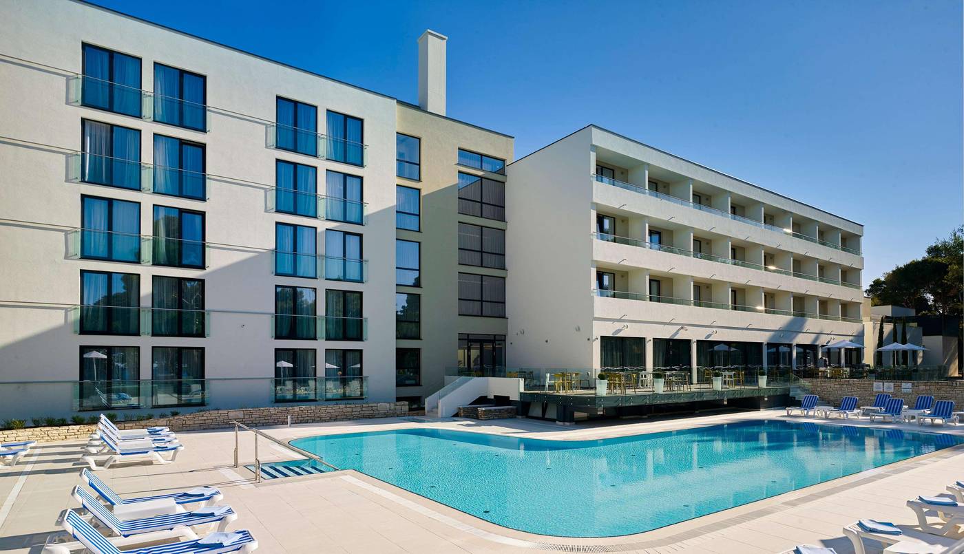 Park-Plaza-Arena-Pula-Pool-9