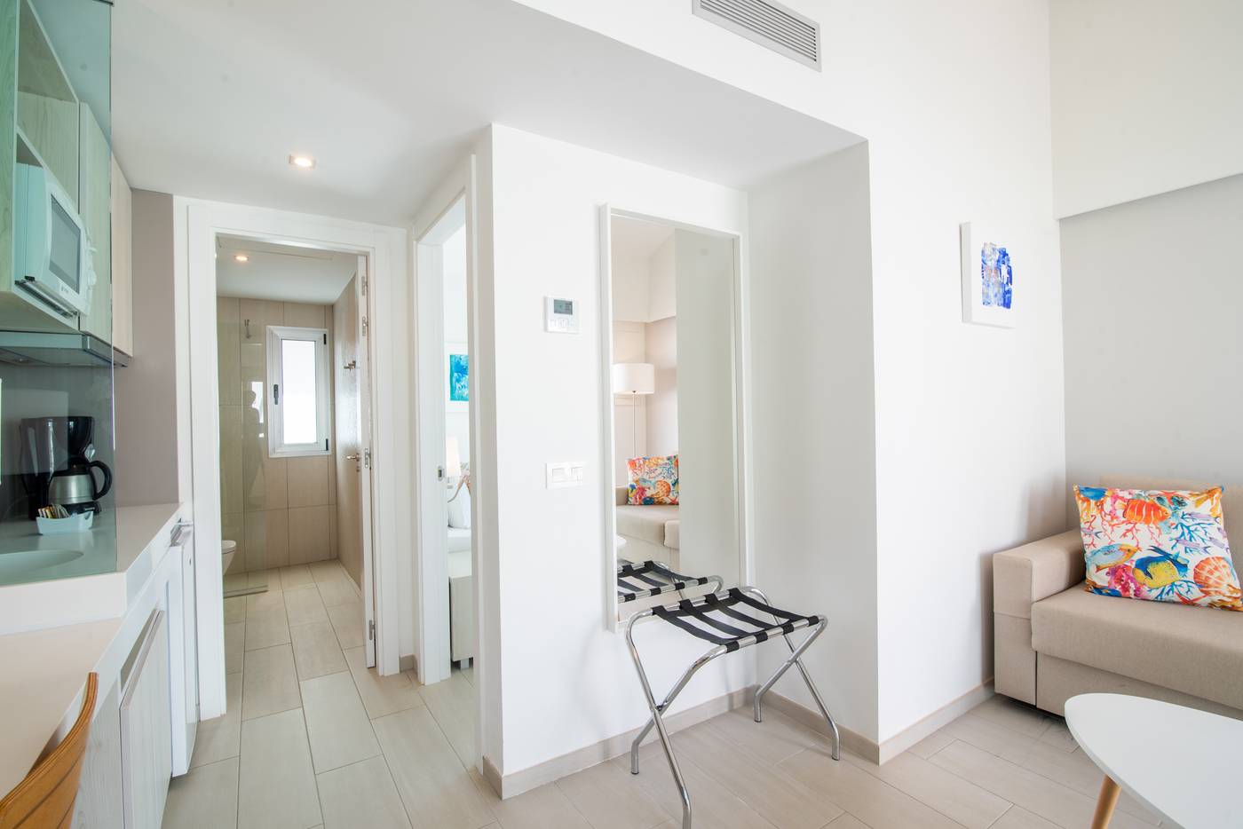 Hotel-LIVVO-Dunagolf-Suites-Room-43