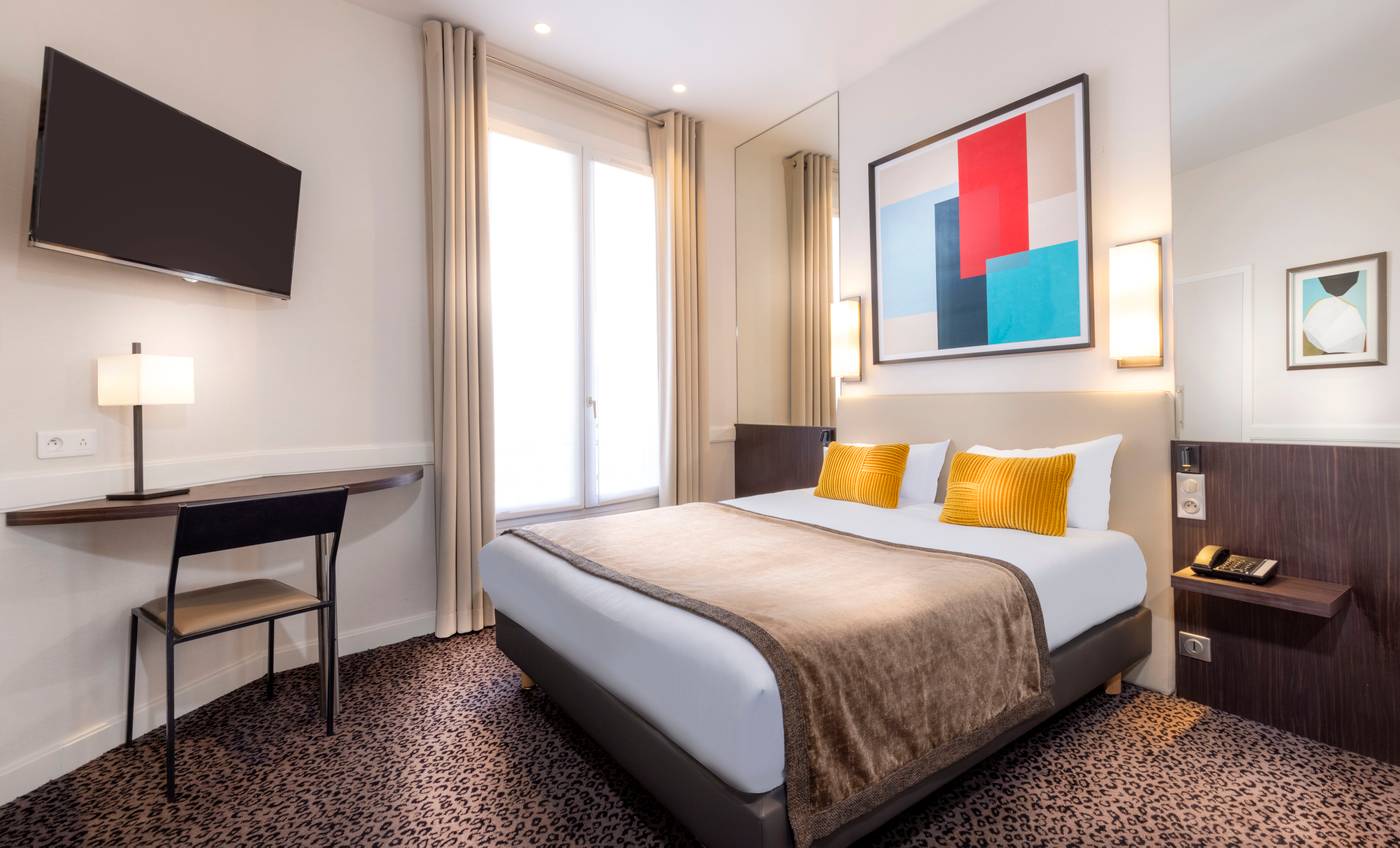 Elysees-Ceramic-Room-4