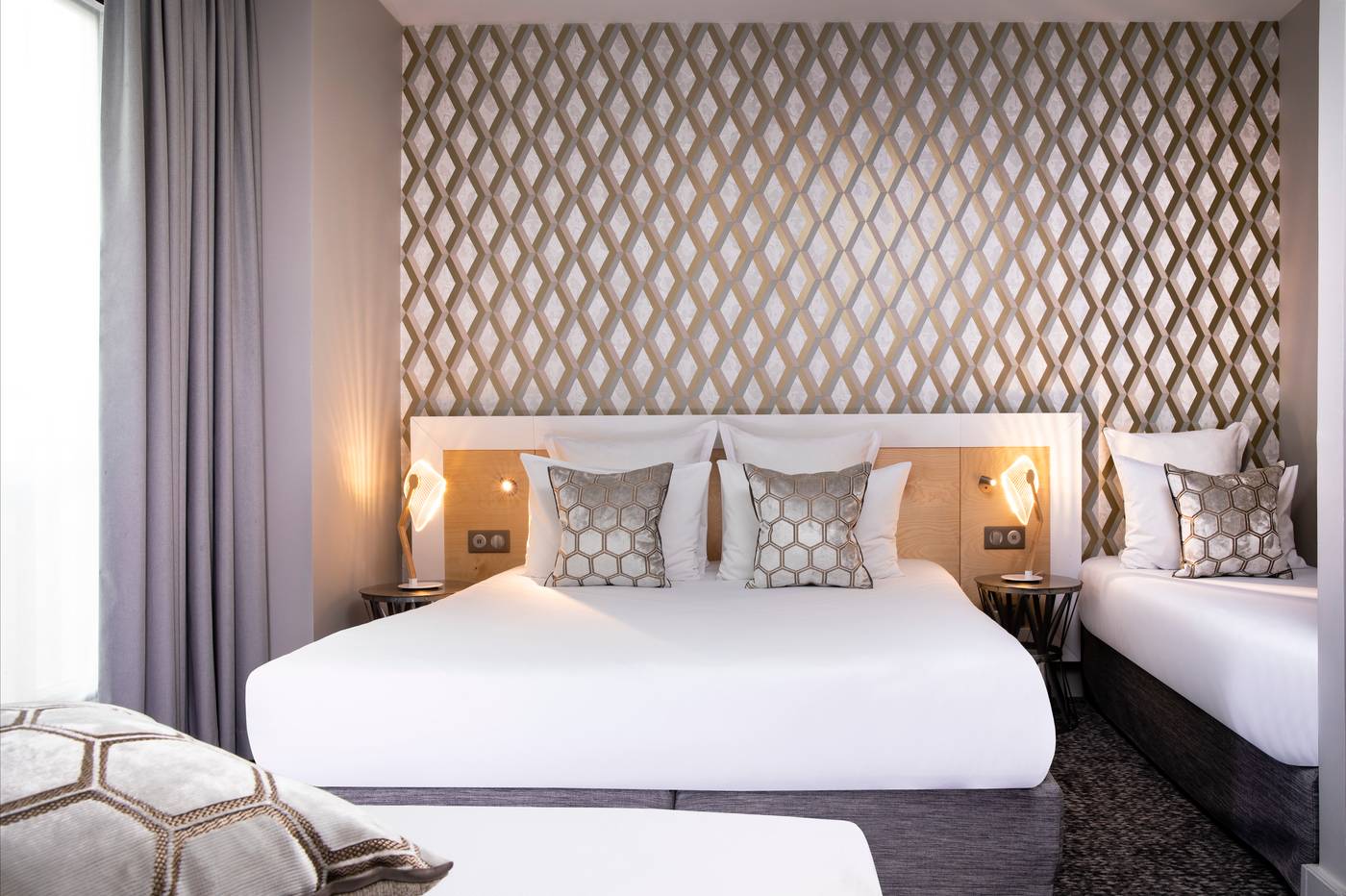 Paris-Bastille-Room-26