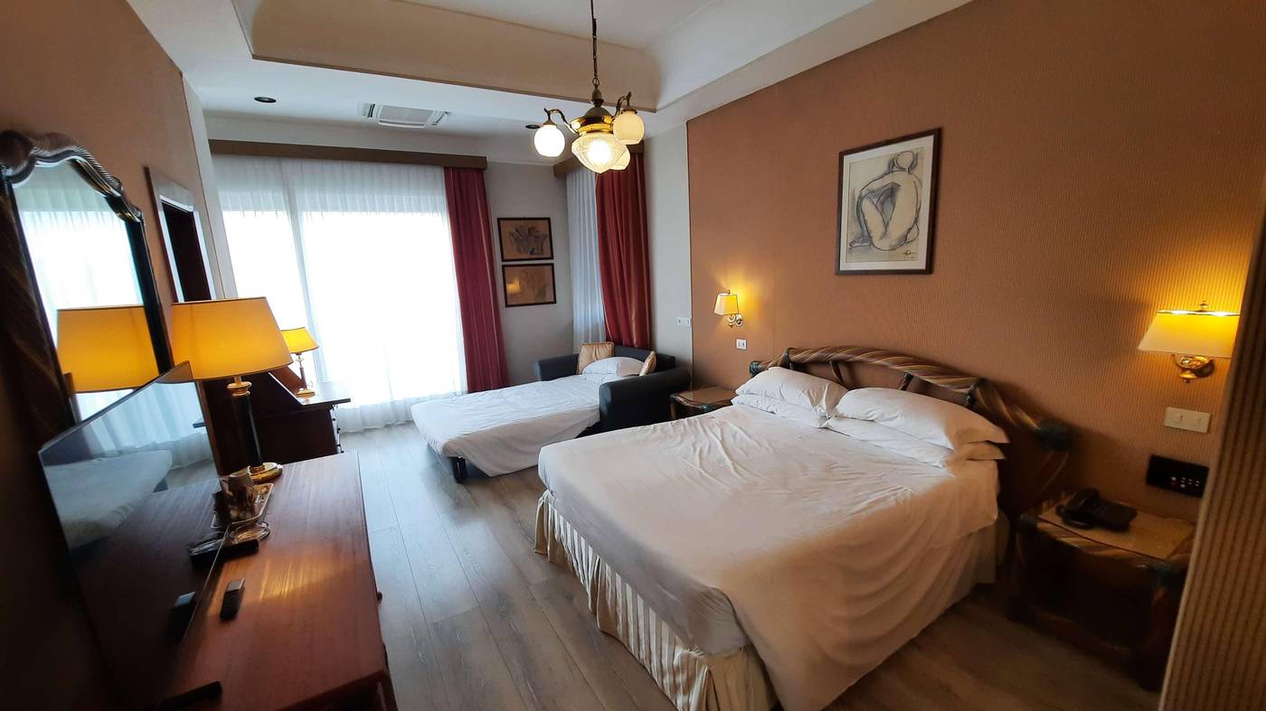 BEST-WESTERN-Hotel-Rivoli-Room-43