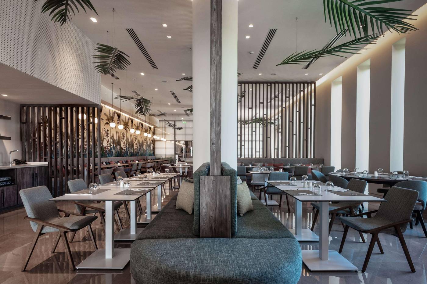 Vincci-EverEden-Beach-Resort-Restaurant-16