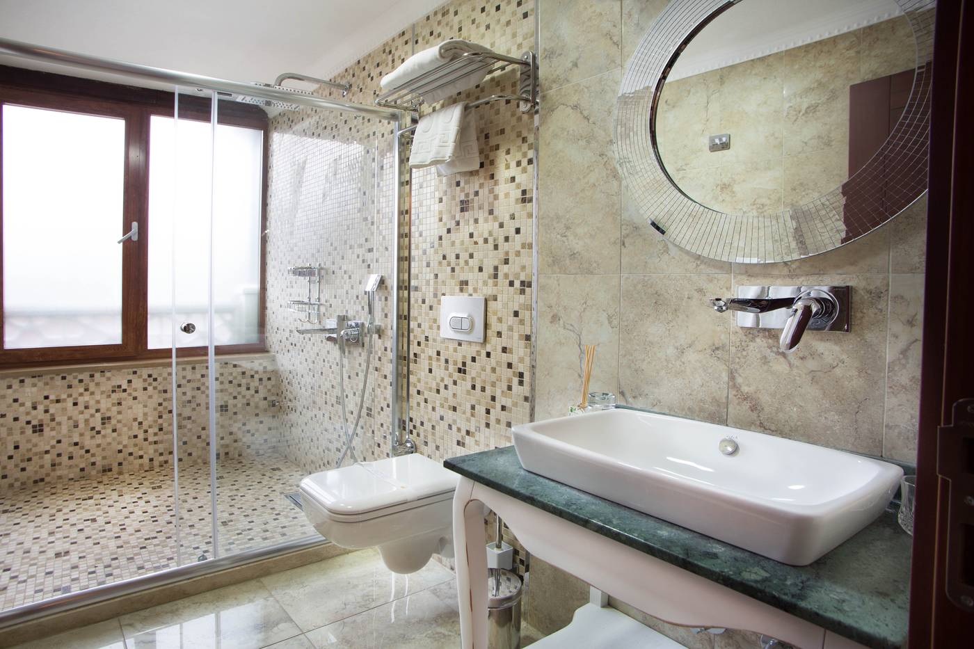 Best-Western-Empire-Palace-Room-46