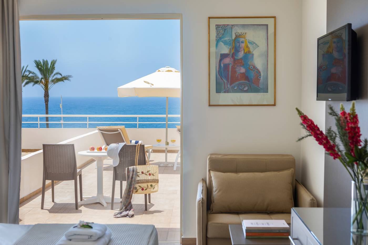 Queens-Bay-Hotel-Room-34