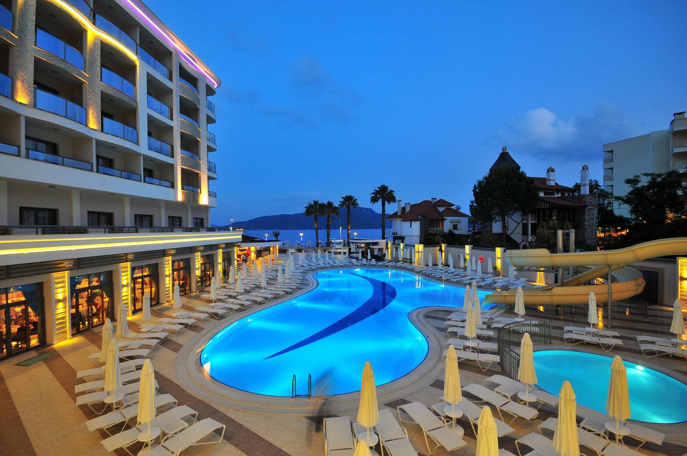 Golden-Rock-Beach-Hotel-Pool-1