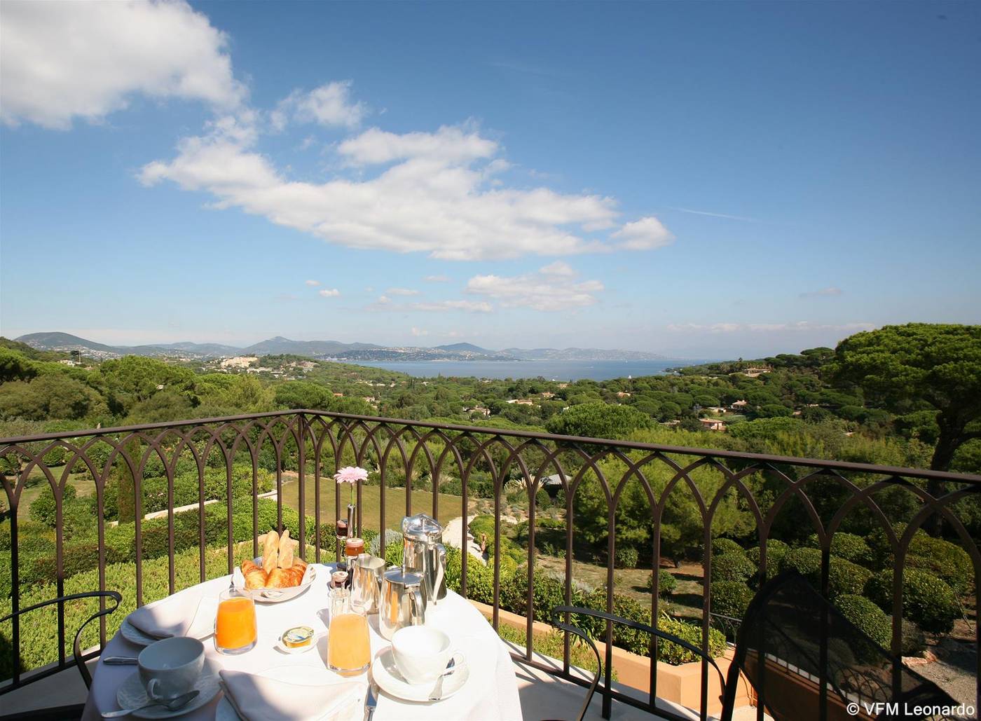 Chateau-de-la-Messardiere-General-view-70