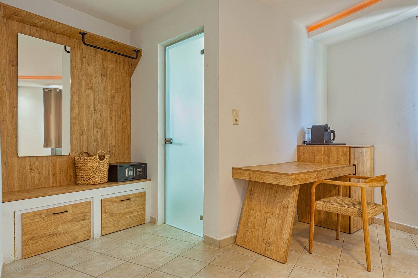 Island Beach - Adults Only