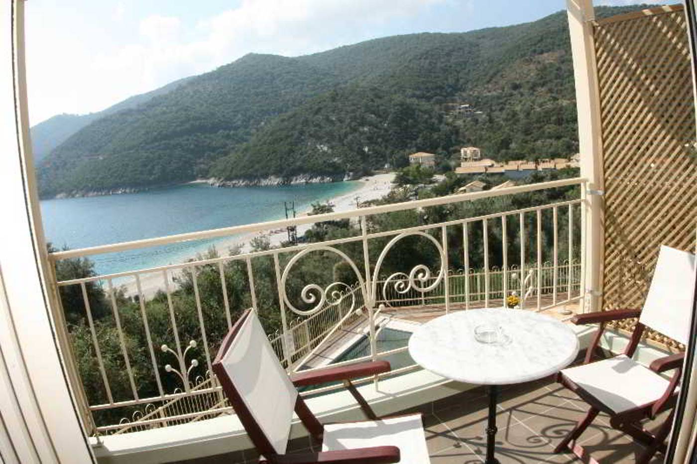 Rouda-Village-Room-13