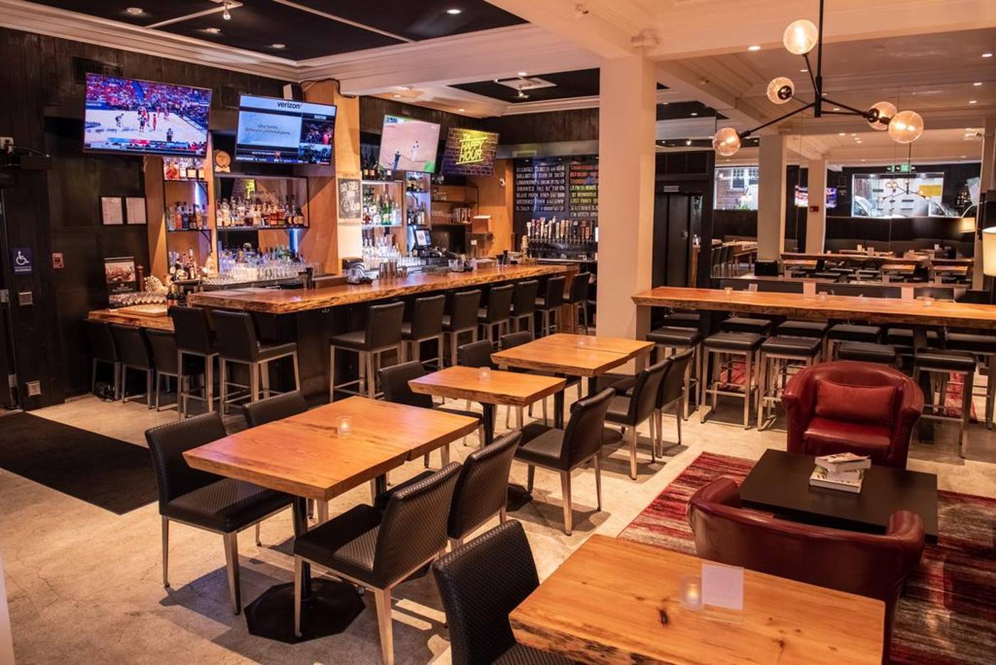 Executive Hotel Vintage Court