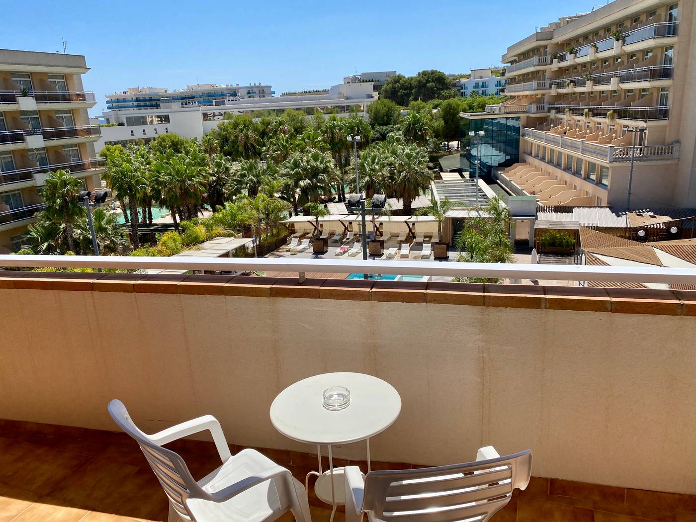 Palas-Pineda-Room-82