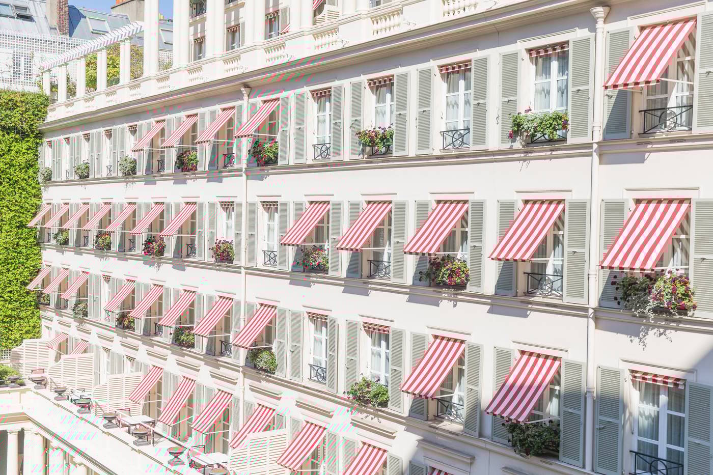 Le-Bristol-Paris-General-view-1