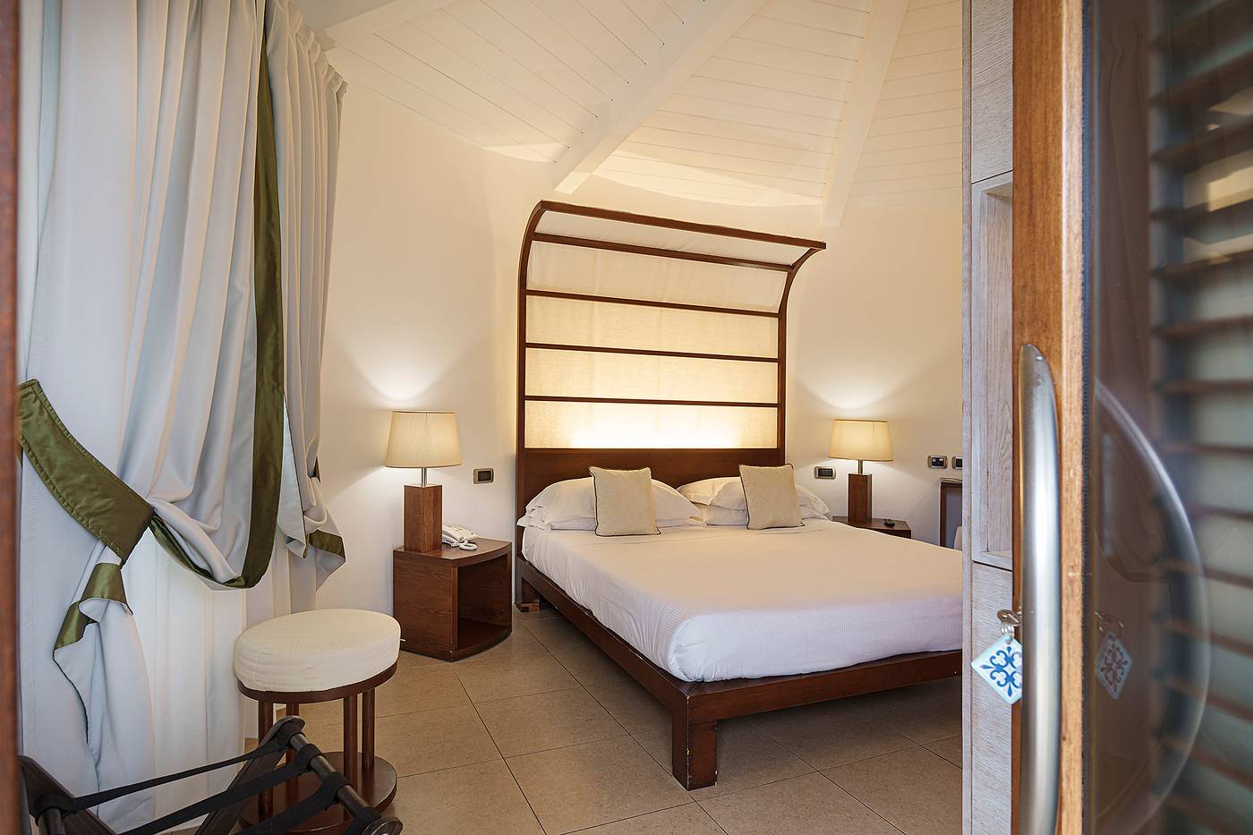 La-Plage-Resort-Room-18
