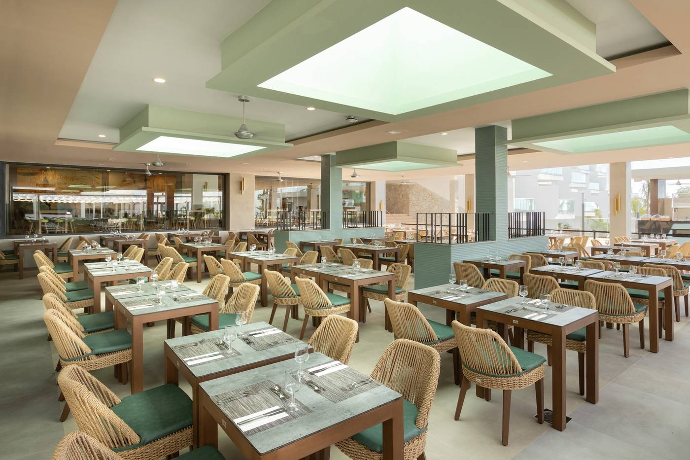 Clubhotel-Riu-Buena-Vista-Restaurant-34