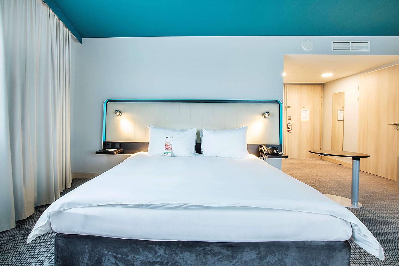 Park-Inn-by-Radisson-Krakow-Room-16