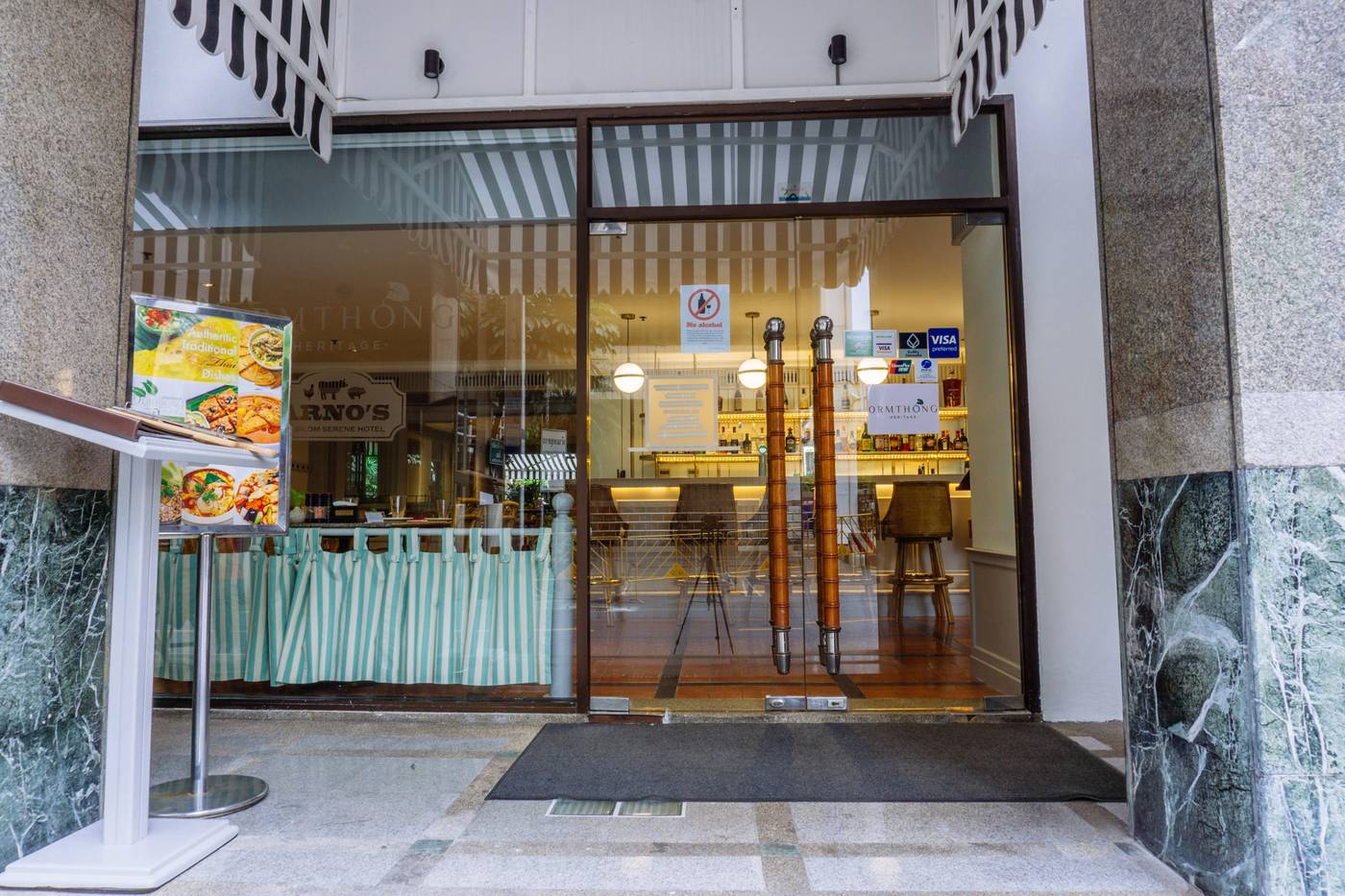 Silom-Serene-Boutique-Restaurant-52