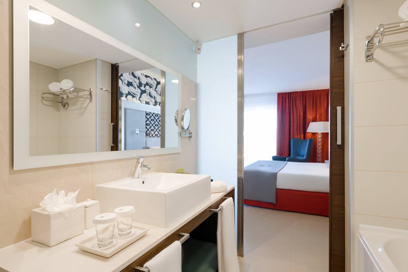 The-Palace-Hotel-Room-17