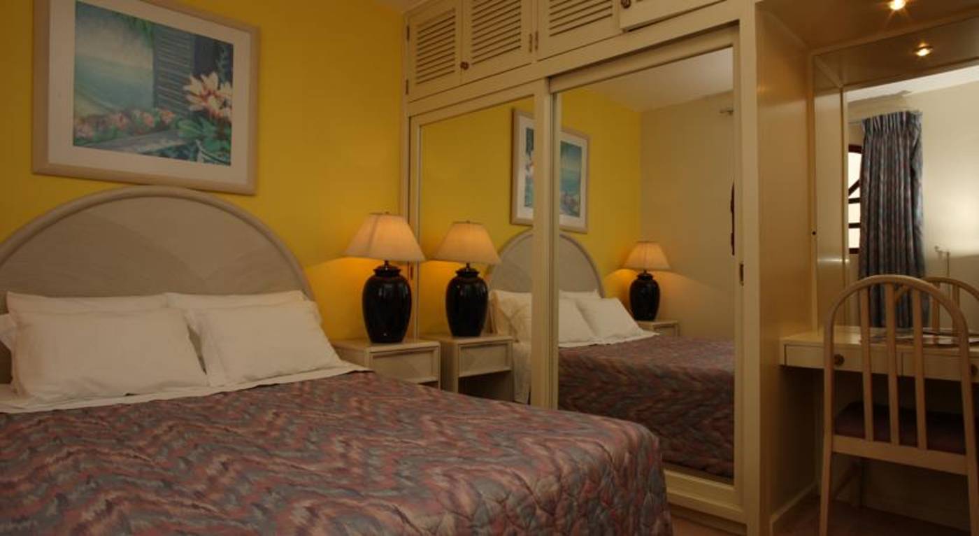 Canico-Bay-Club-Room-16