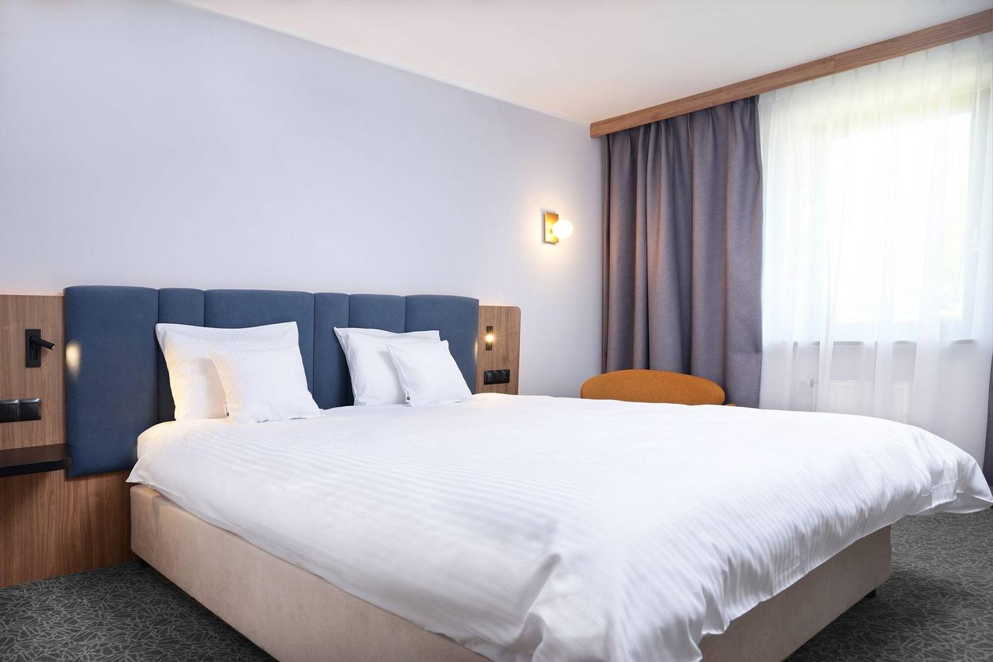 Dwor-w-Tomaszowicach-Room-25