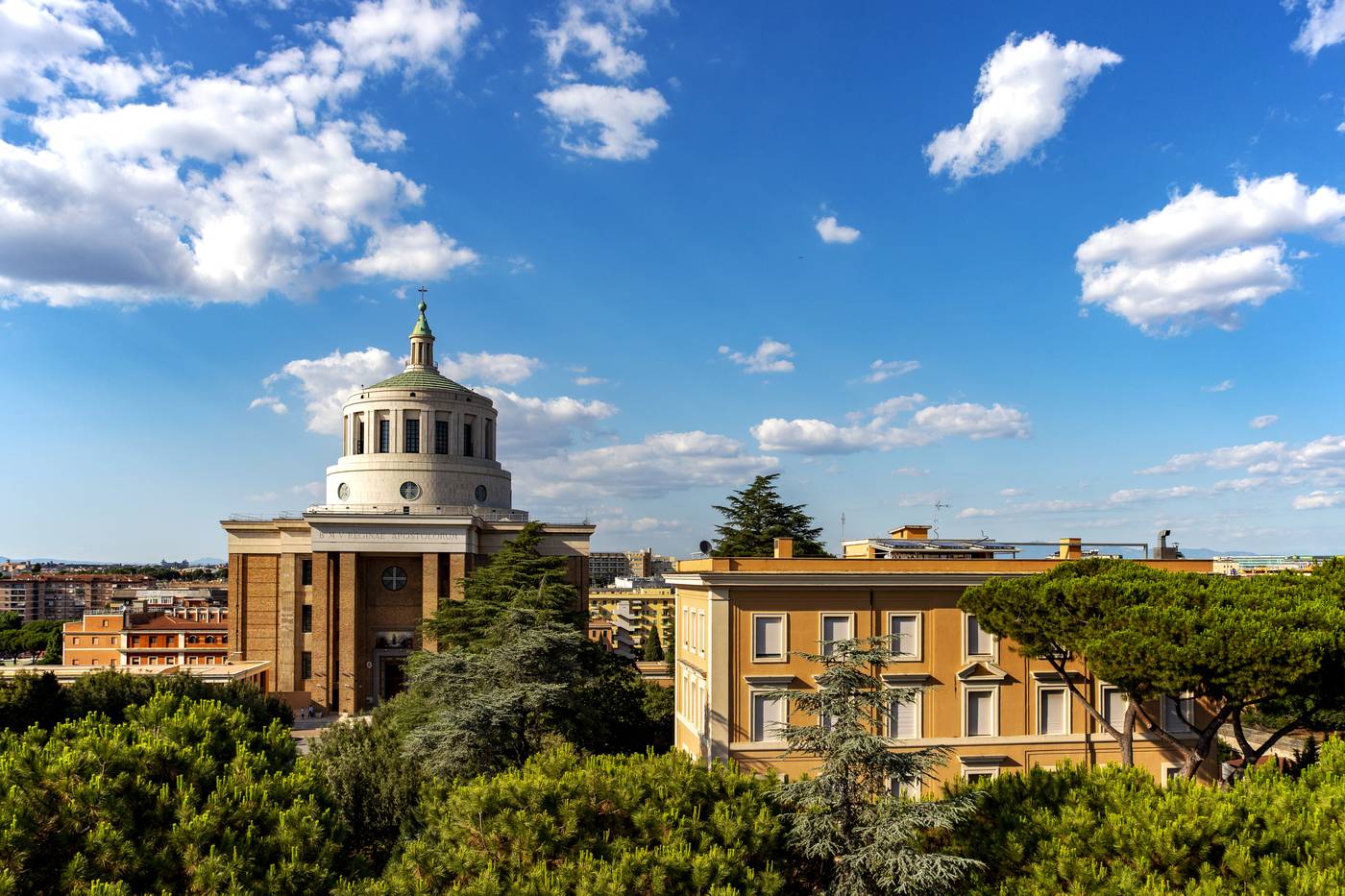 BV-Oly-Hotel-General-view-1