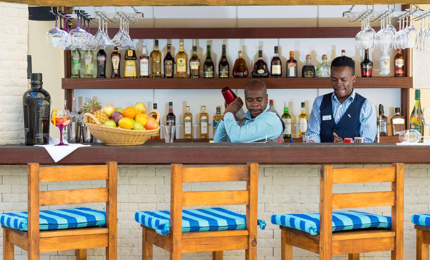 Radisson-Blu-Le-Vendome-Bar-16