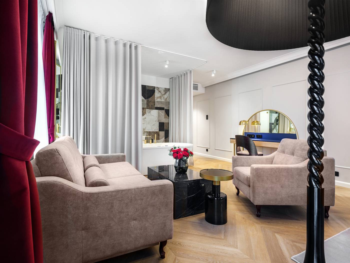 Hotel-Golden-Queen-Room-2