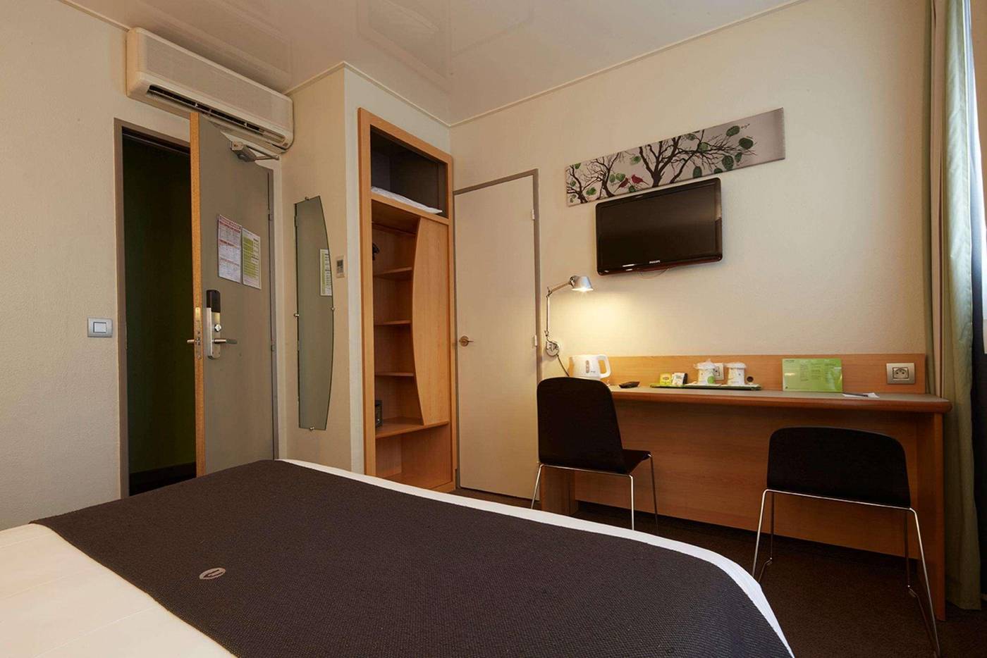 Campanile-Paris14-Maine-Montparnasse-Room-7