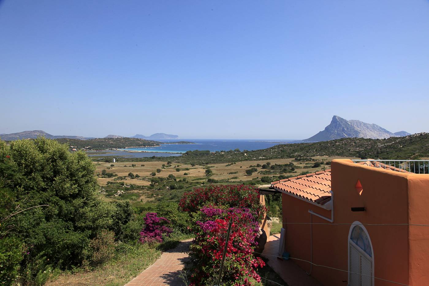 Lu-Nibareddu-Room-19