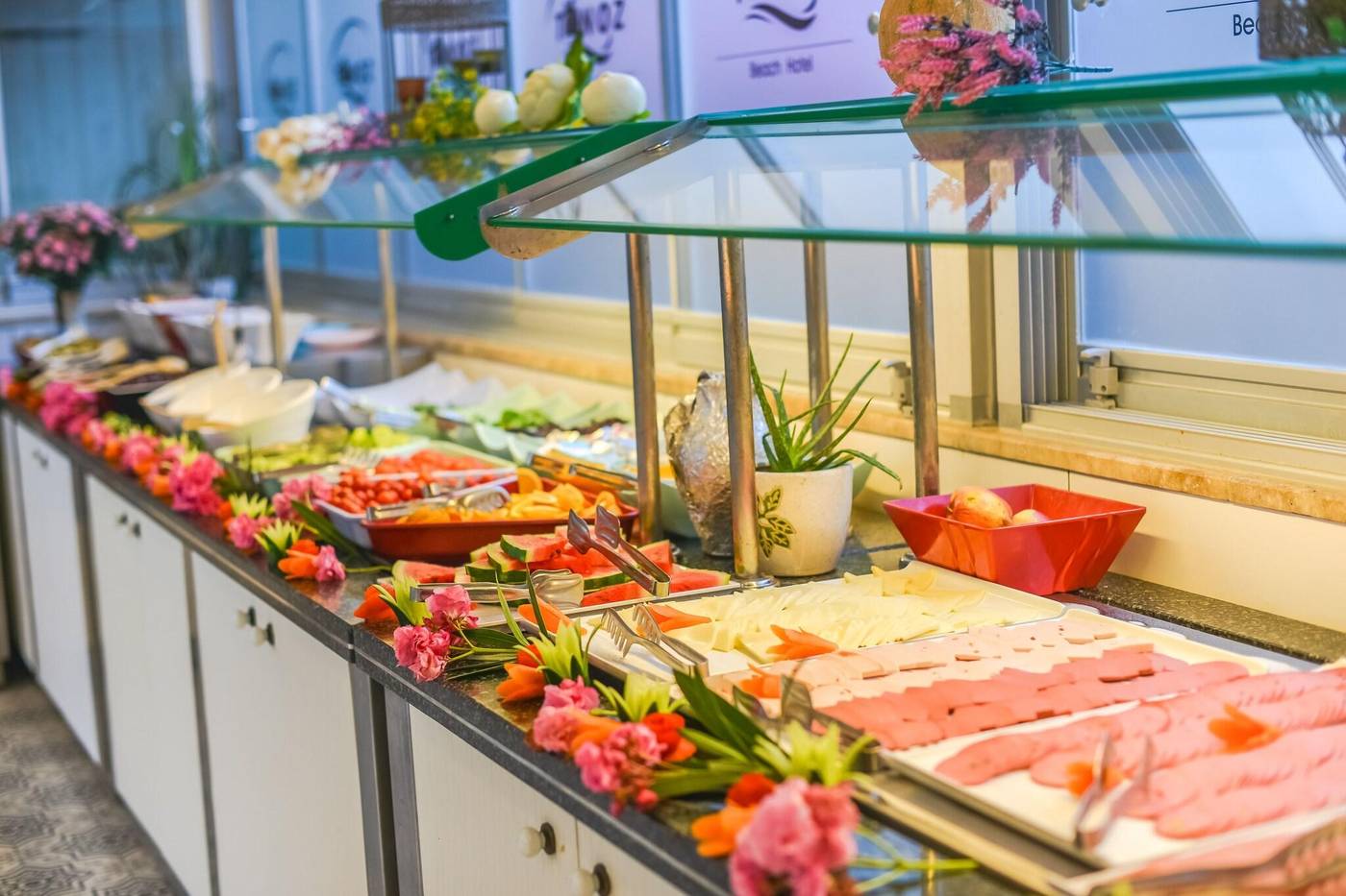 Tonoz-Beach-Hotel-Restaurant-42