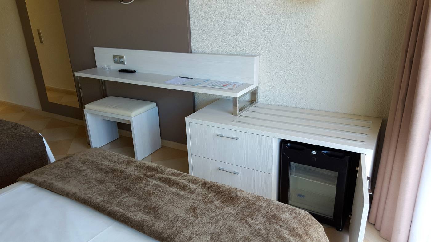 Augustus-Hotel-Room-30