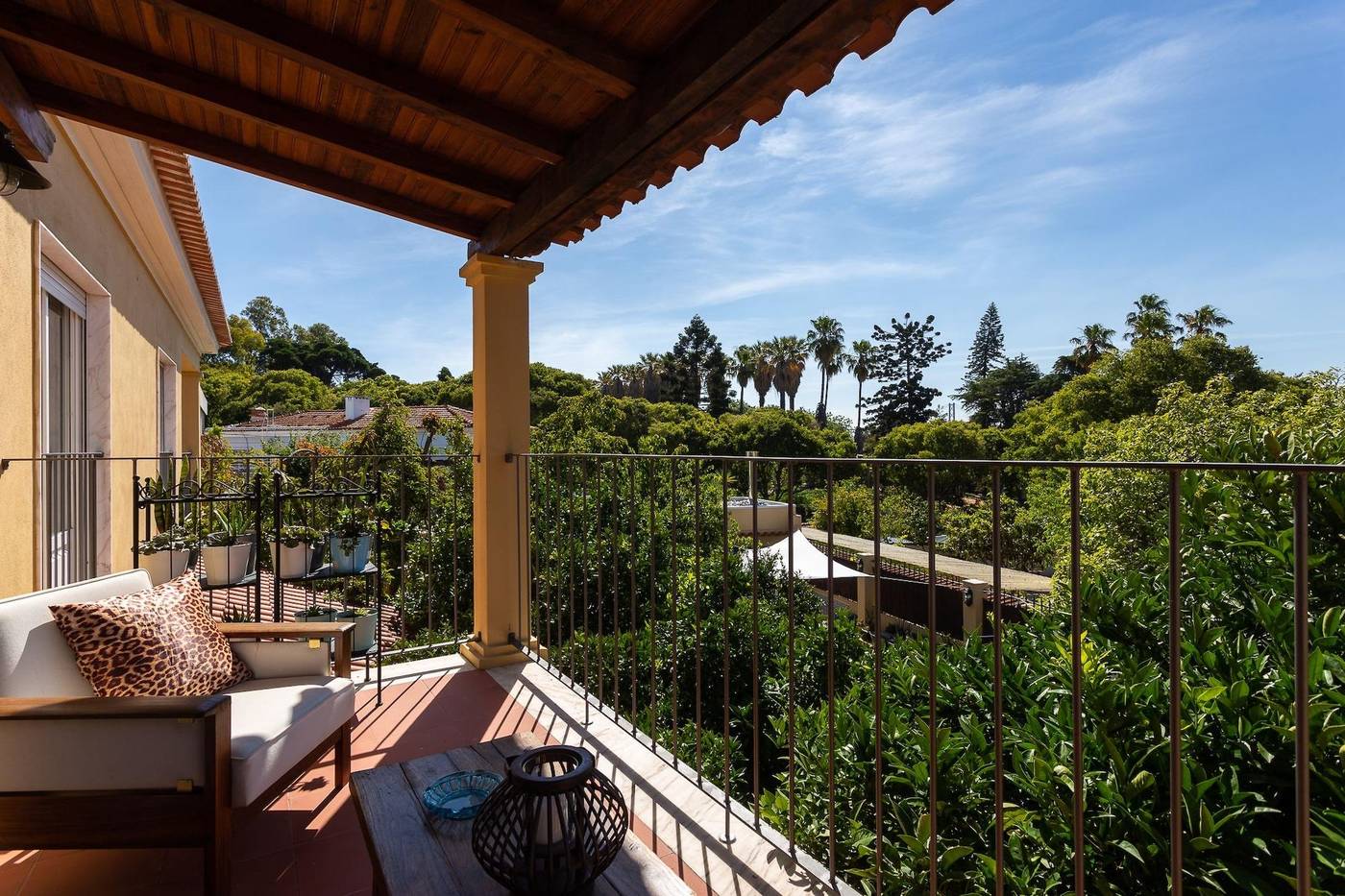 Geronimo-Guest-House-Bel-m-Room-2