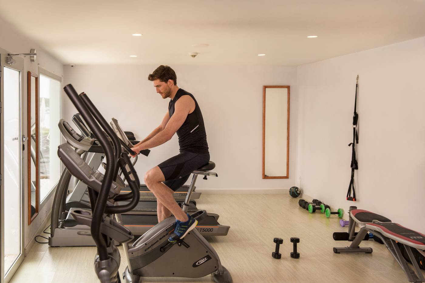 Artiem-Carlos-III-Sports-and-Entertainment-47