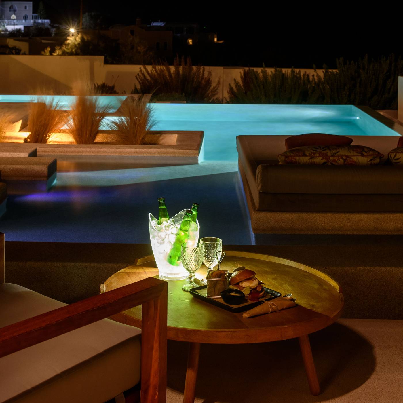 Potnia-Theron-Suites-Room-7