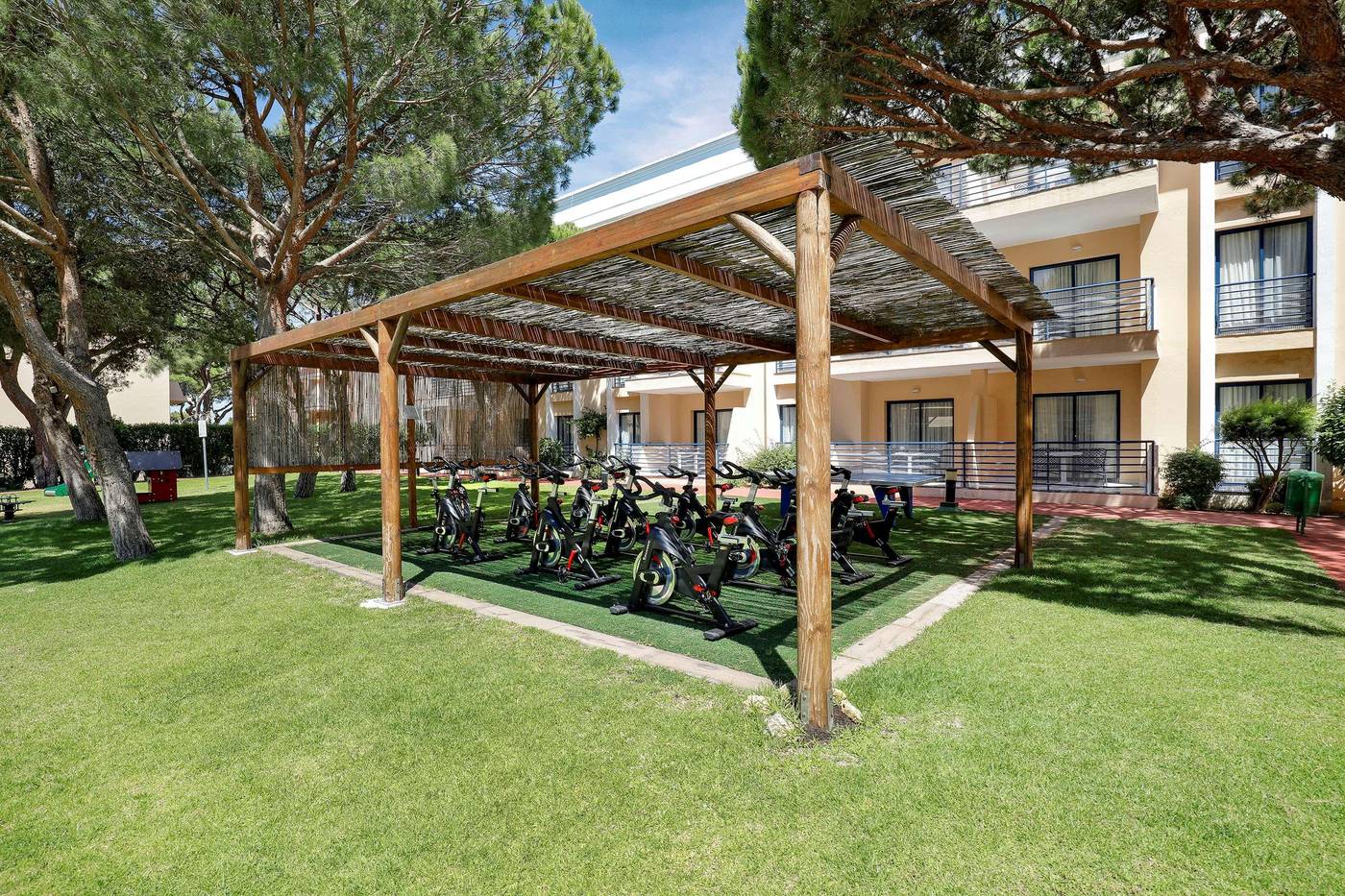 Sol-Sancti-Petri-Apartamentos-Sports-and-Entertainment-22