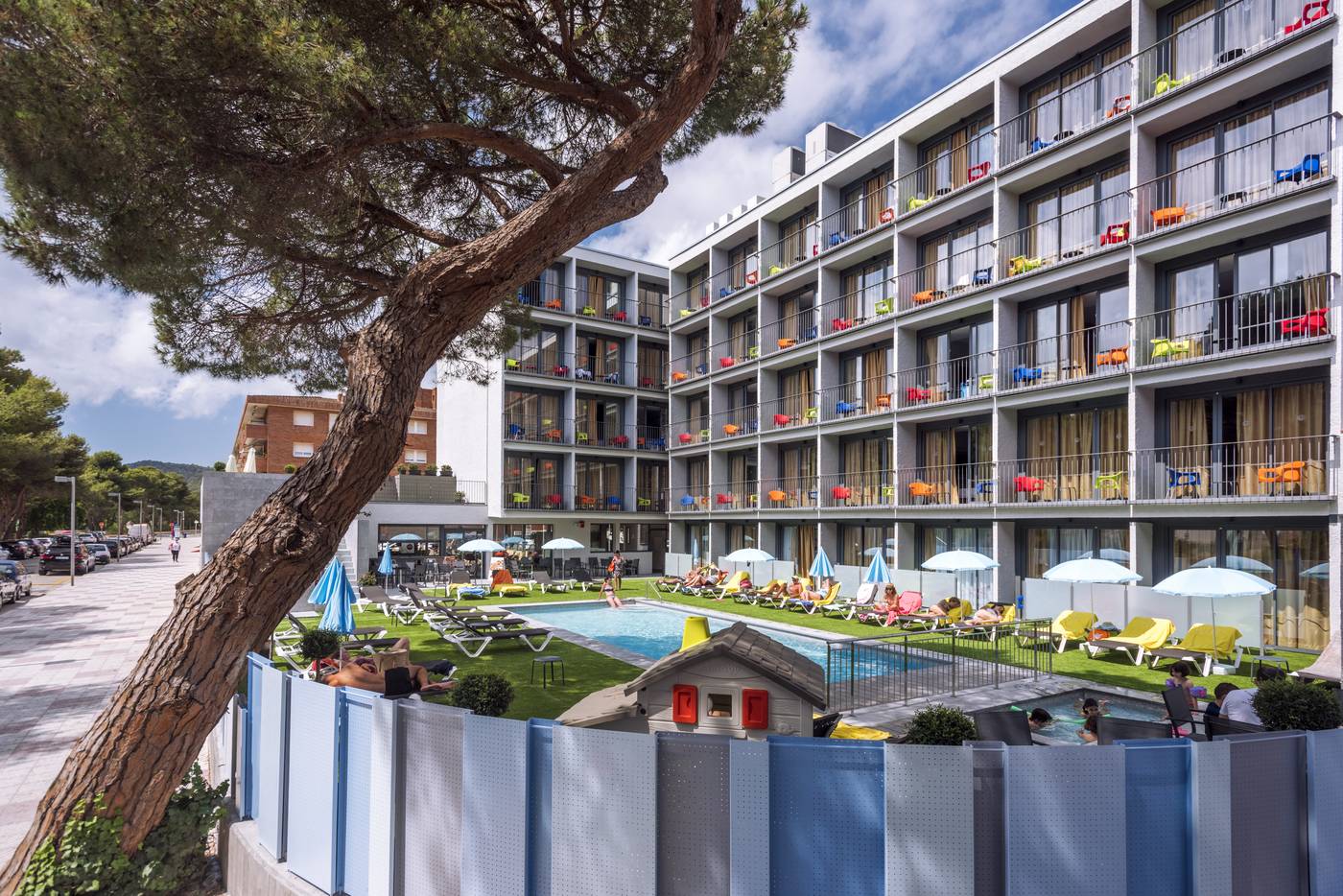 Ght-Sa-Riera-Pool-11