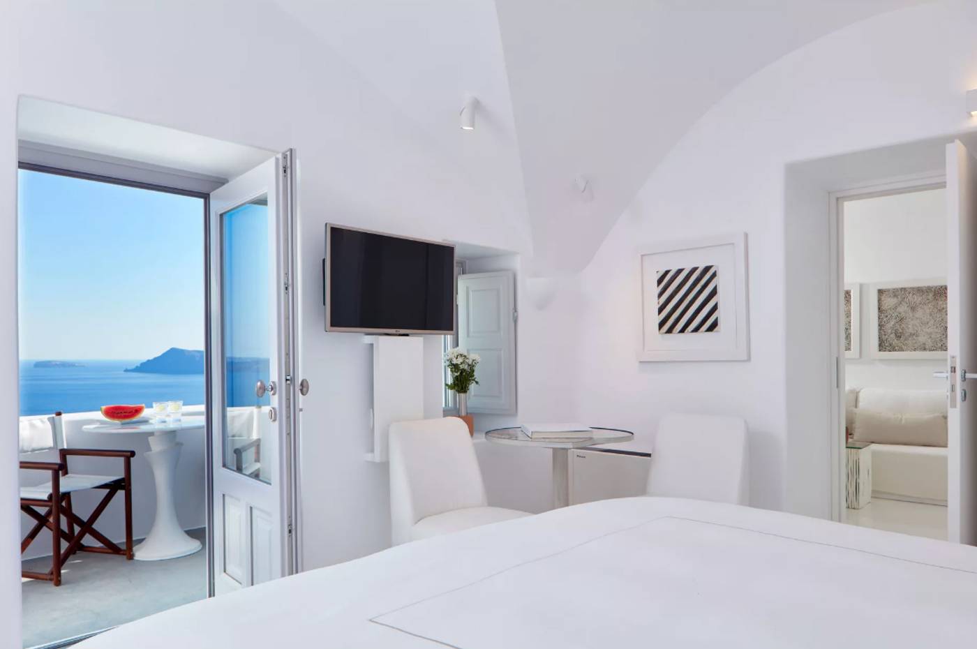 Canaves-Sunday-Room-8