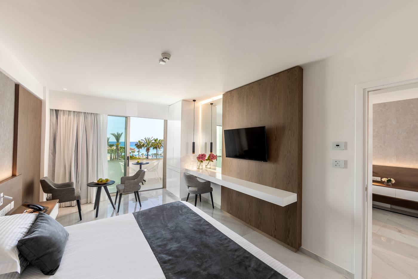 Pavlo-Napa-Hotel-Room-20