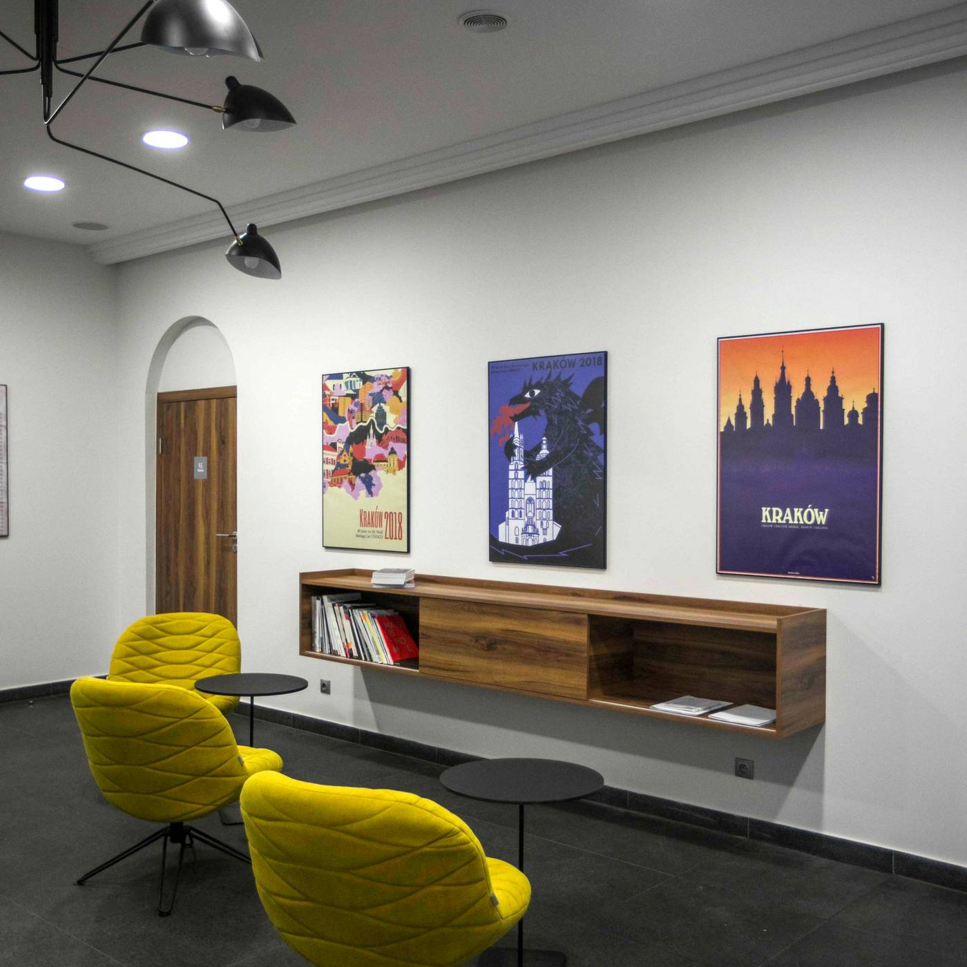 No-23-Premium-Aparthotel-Lobby-2