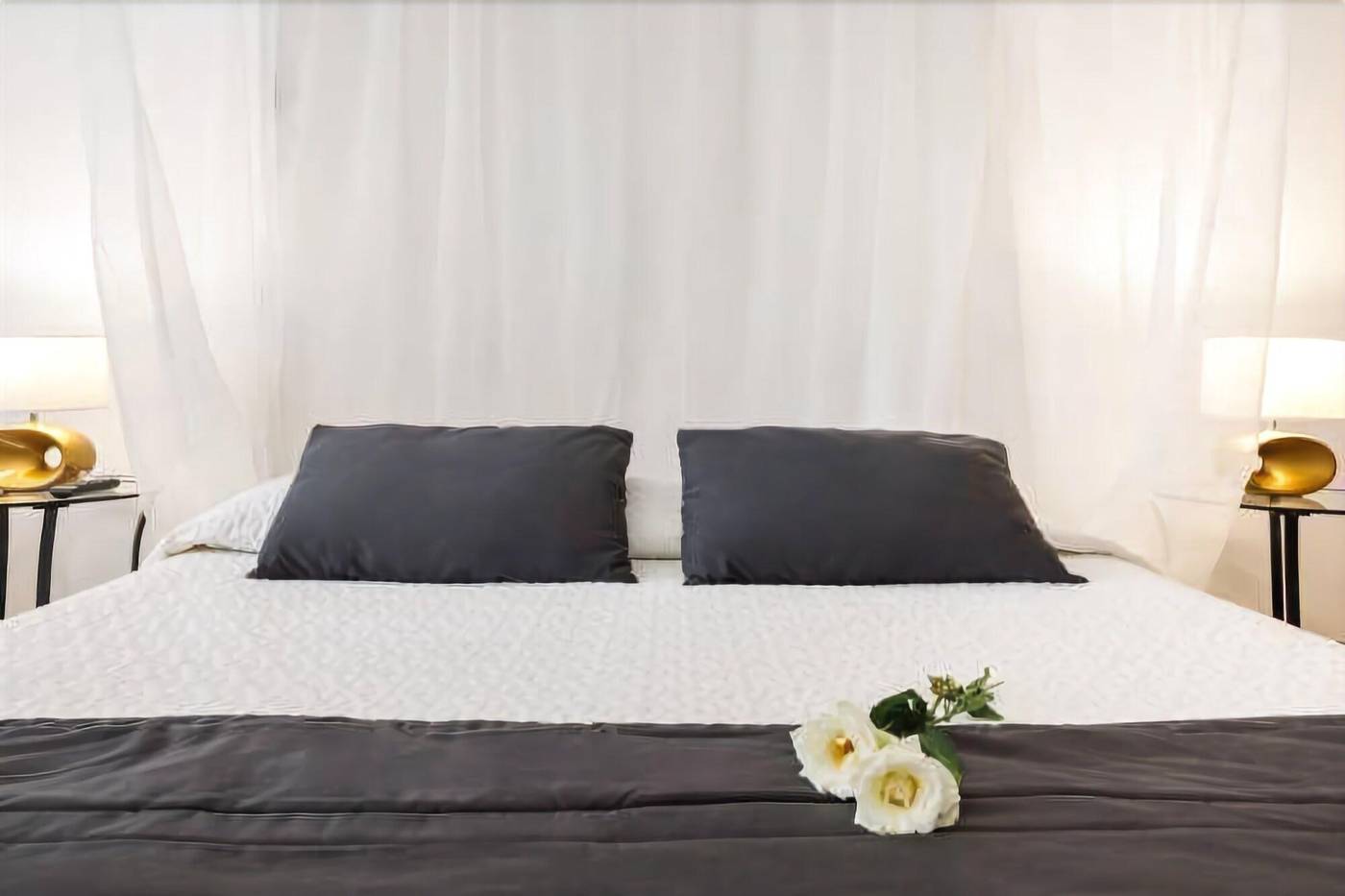 Hotel-Porta-Romana-Room-8