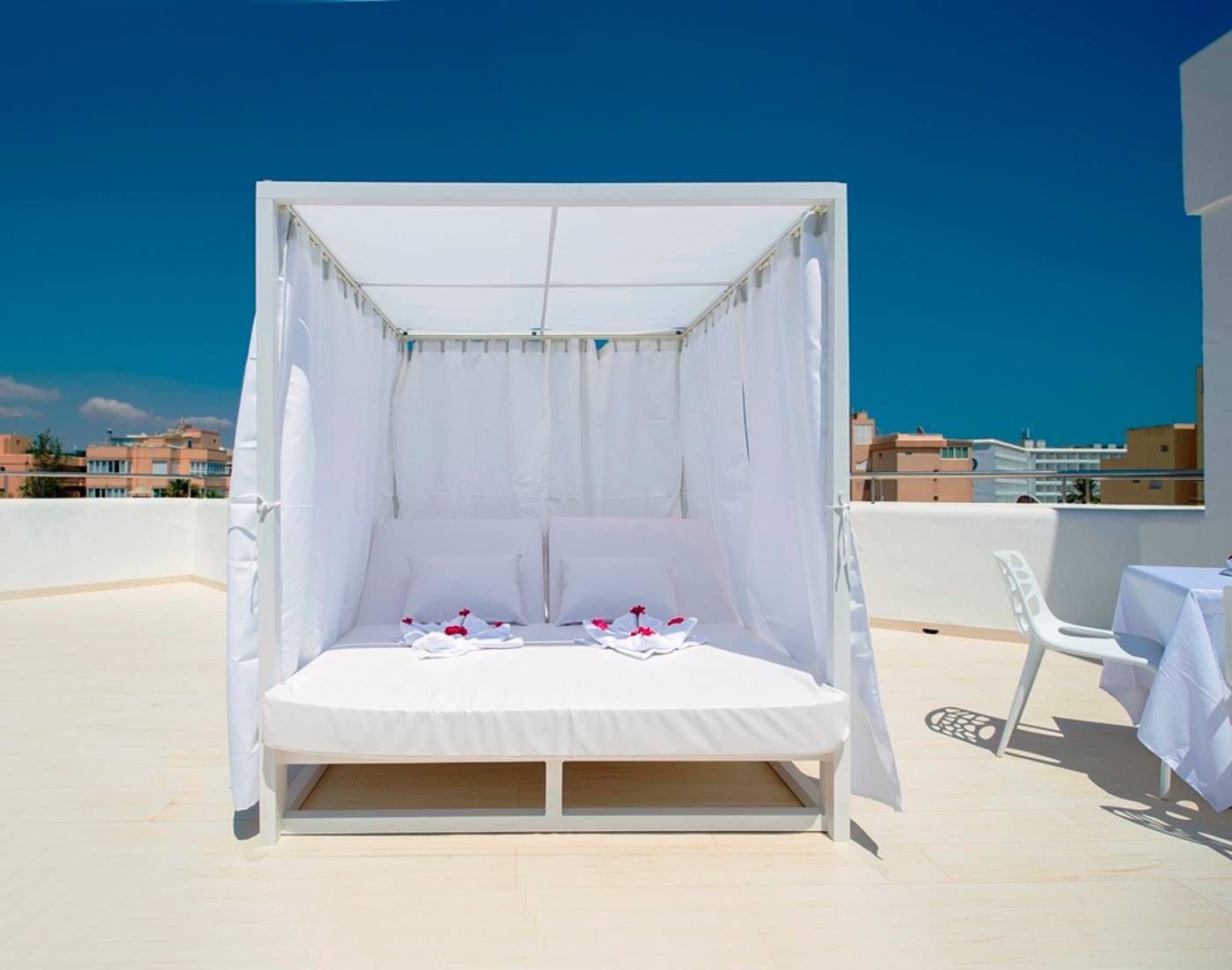 Apartamentos-Squash-Ibiza-Center-Room-41