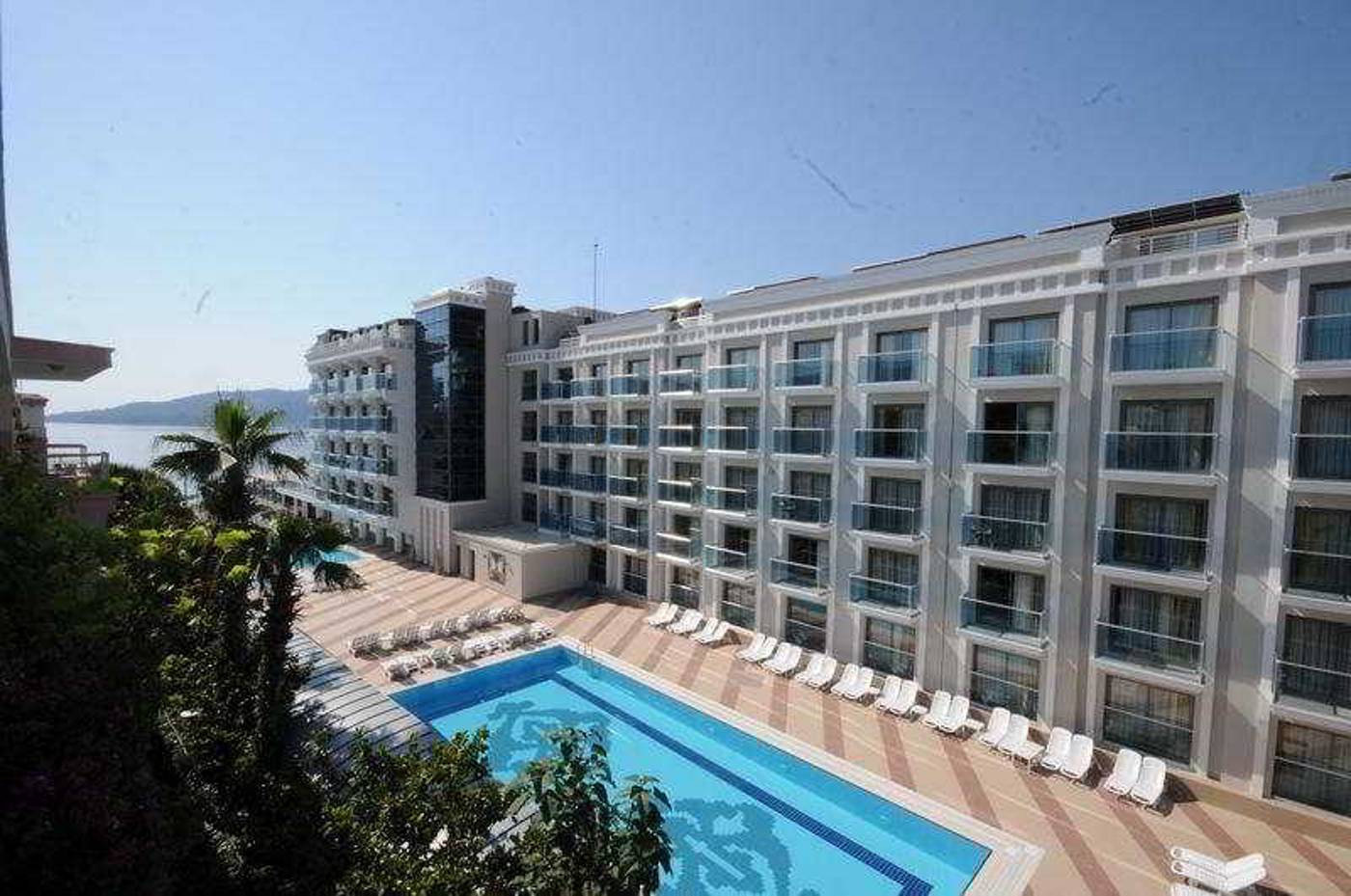 Emre-Beach---Emre-Annexe-Pool-3