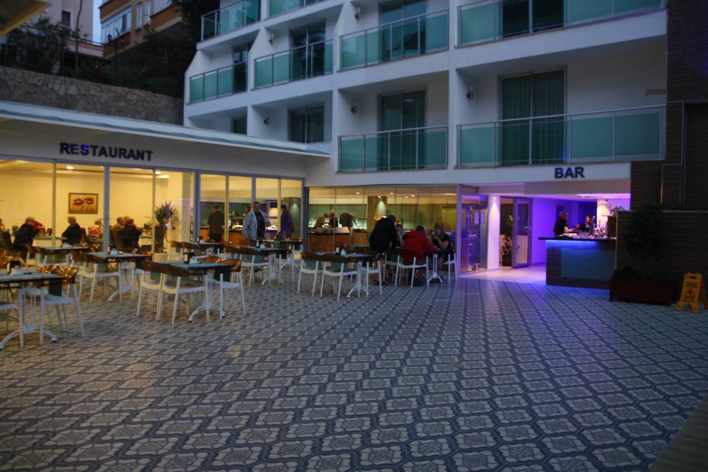 Kleopatra-Atlas-Hotel---Adults-Only--16---Bar-17