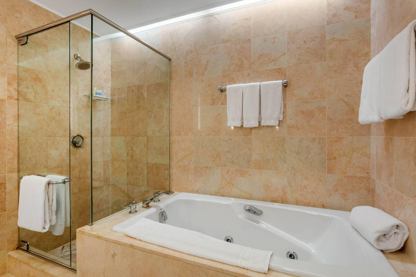 Omni-Berkshire-Place-Room-66