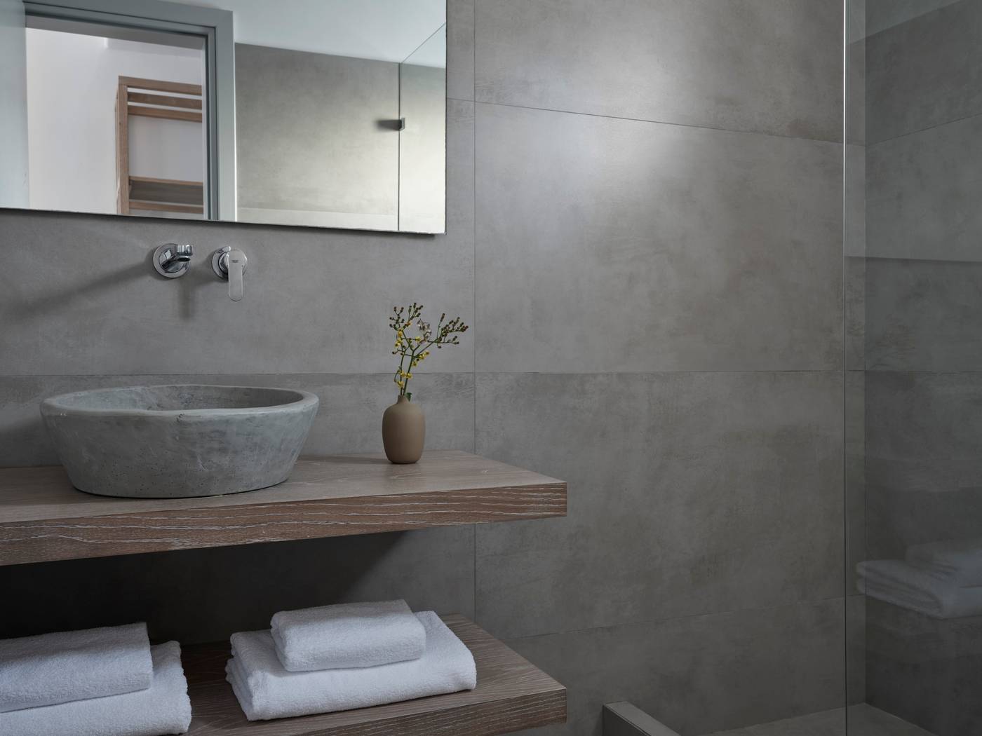 Myconian-Sunrise-Relais---Chateaux-Hotel-Room-21