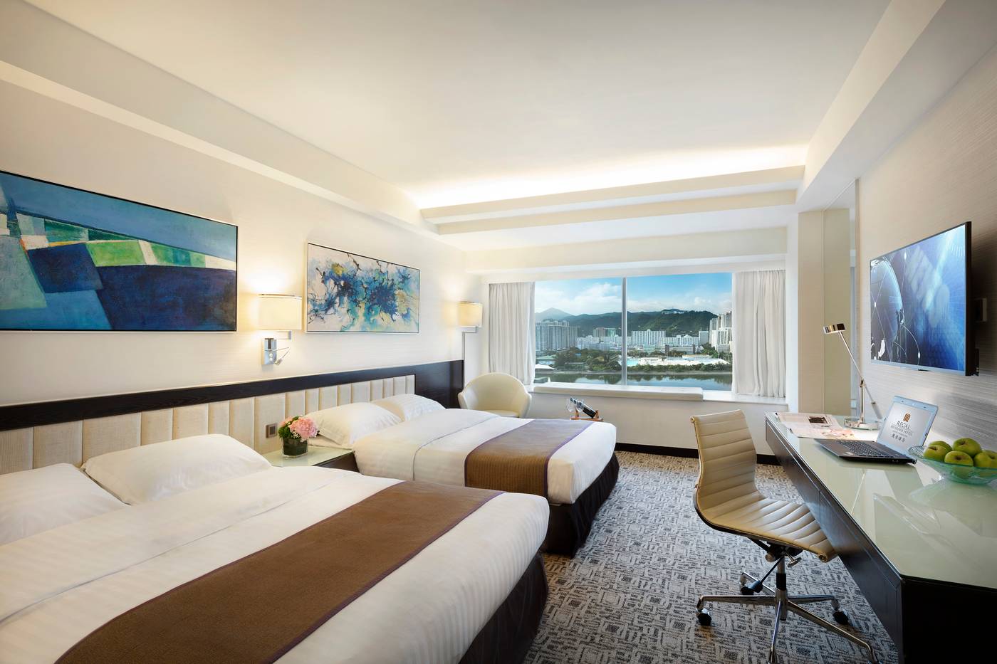 Regal-Riverside-Room-35