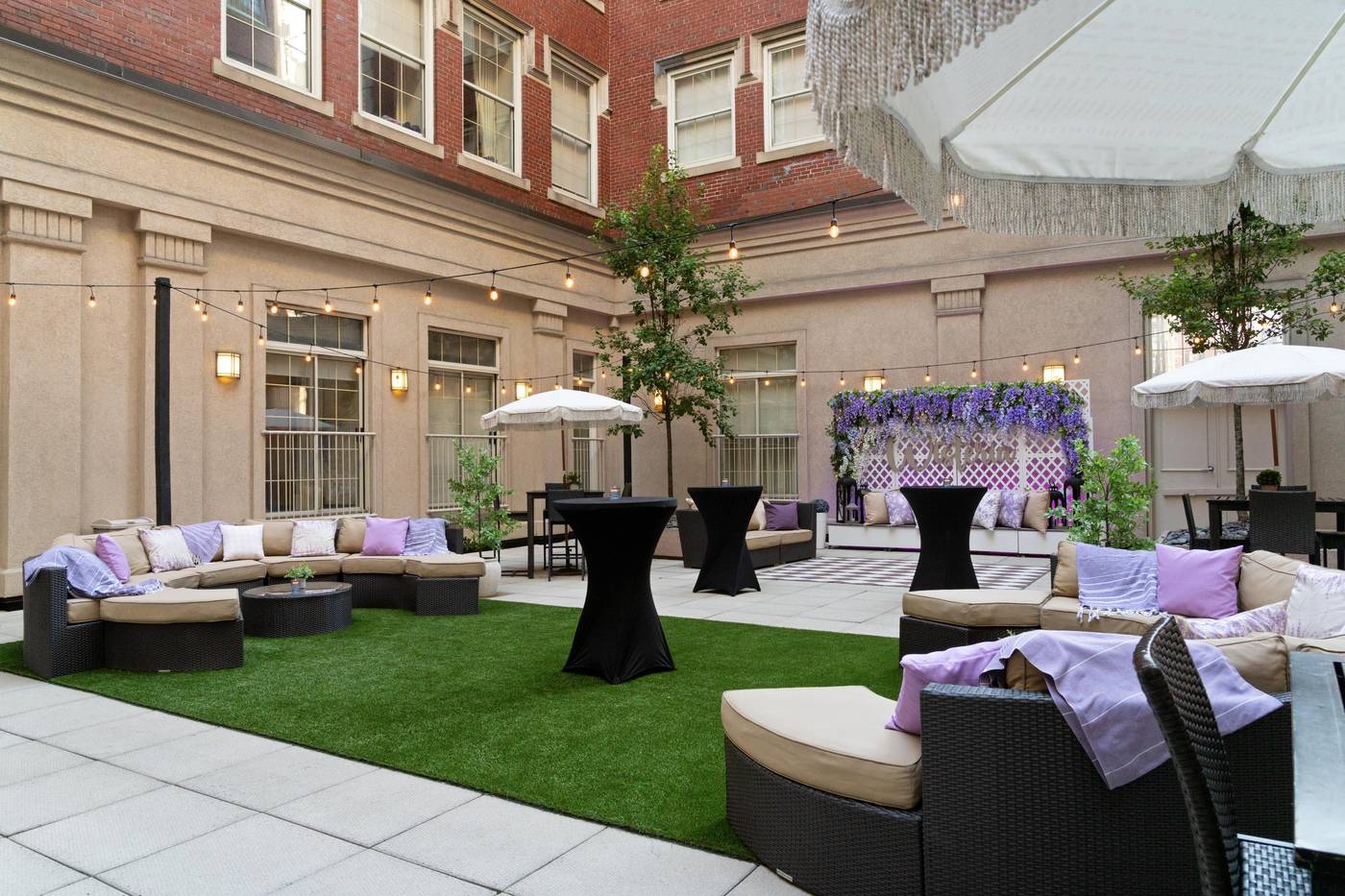 Doubletree-by-Hilton-Boston-Downtown-General-view-30