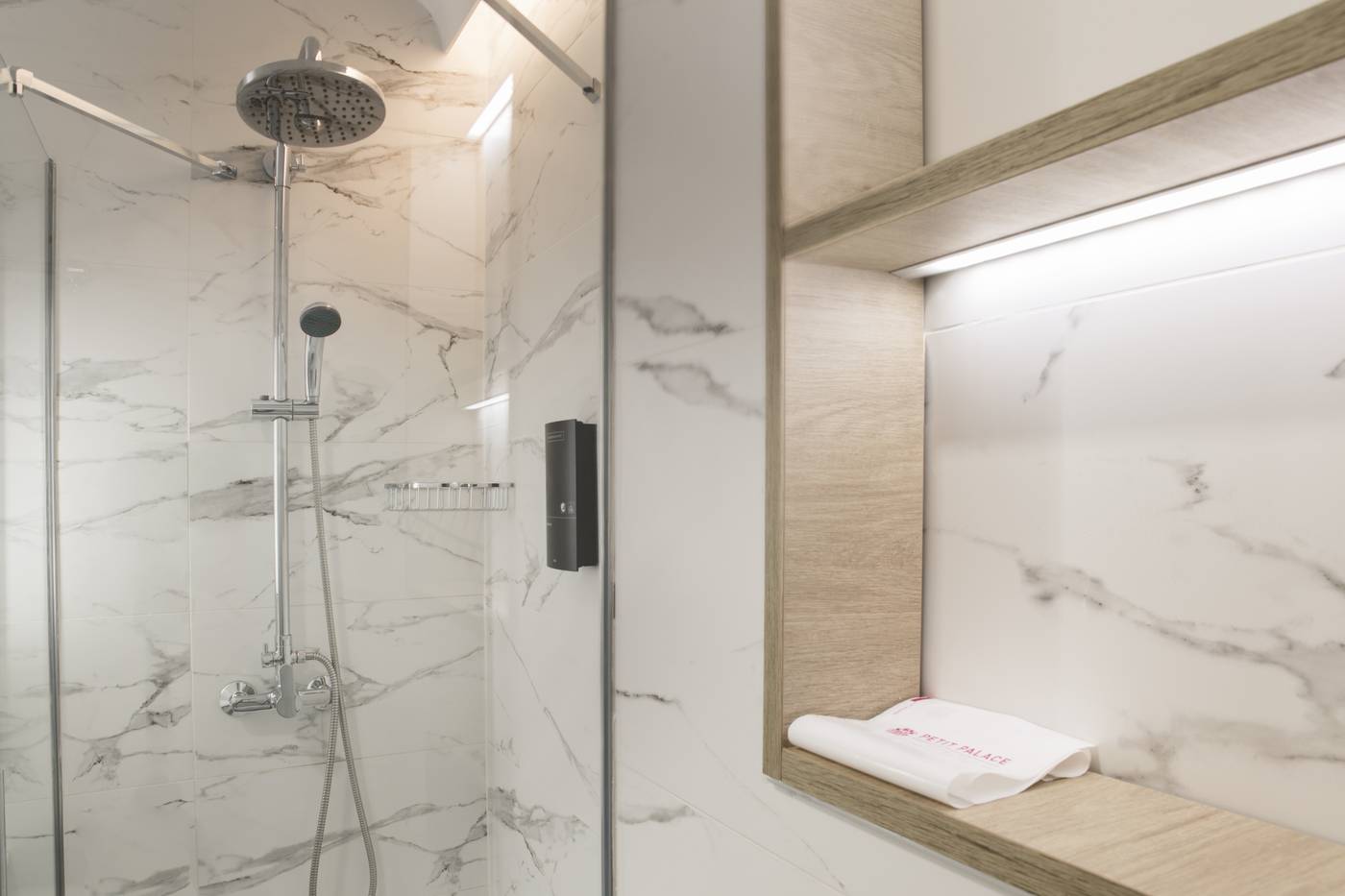 Petit-Palace-Chueca-Room-53