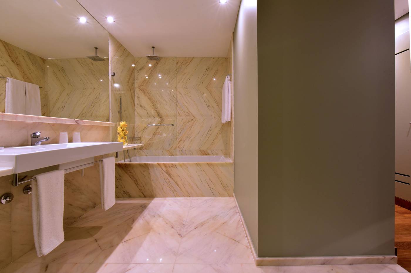 Pousada-De-Lisboa-Room-45