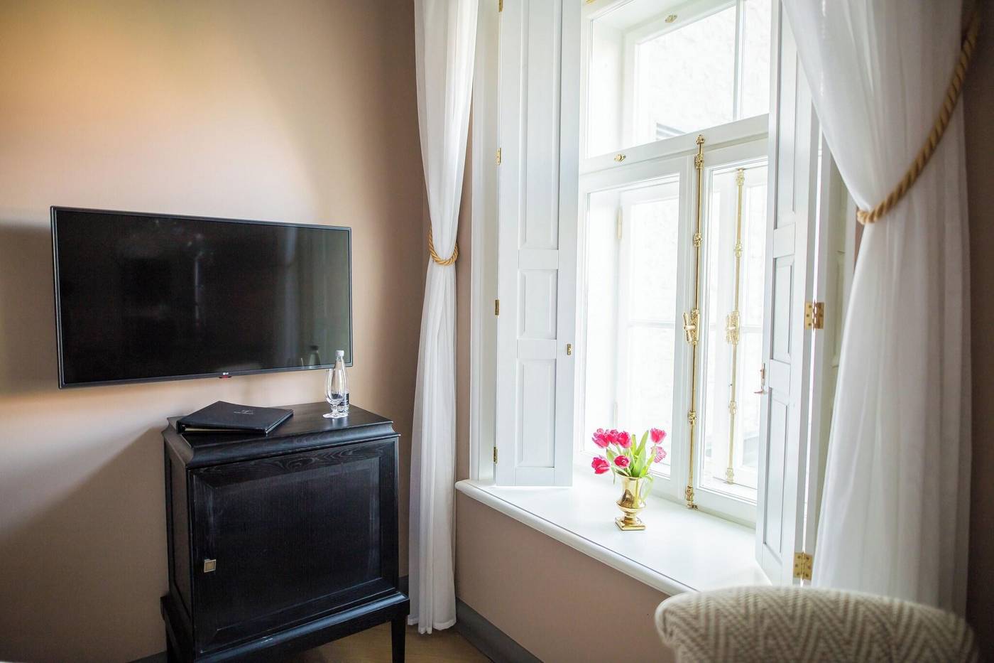 Hotel-Telegraaf--Autograph-Collection-Room-65