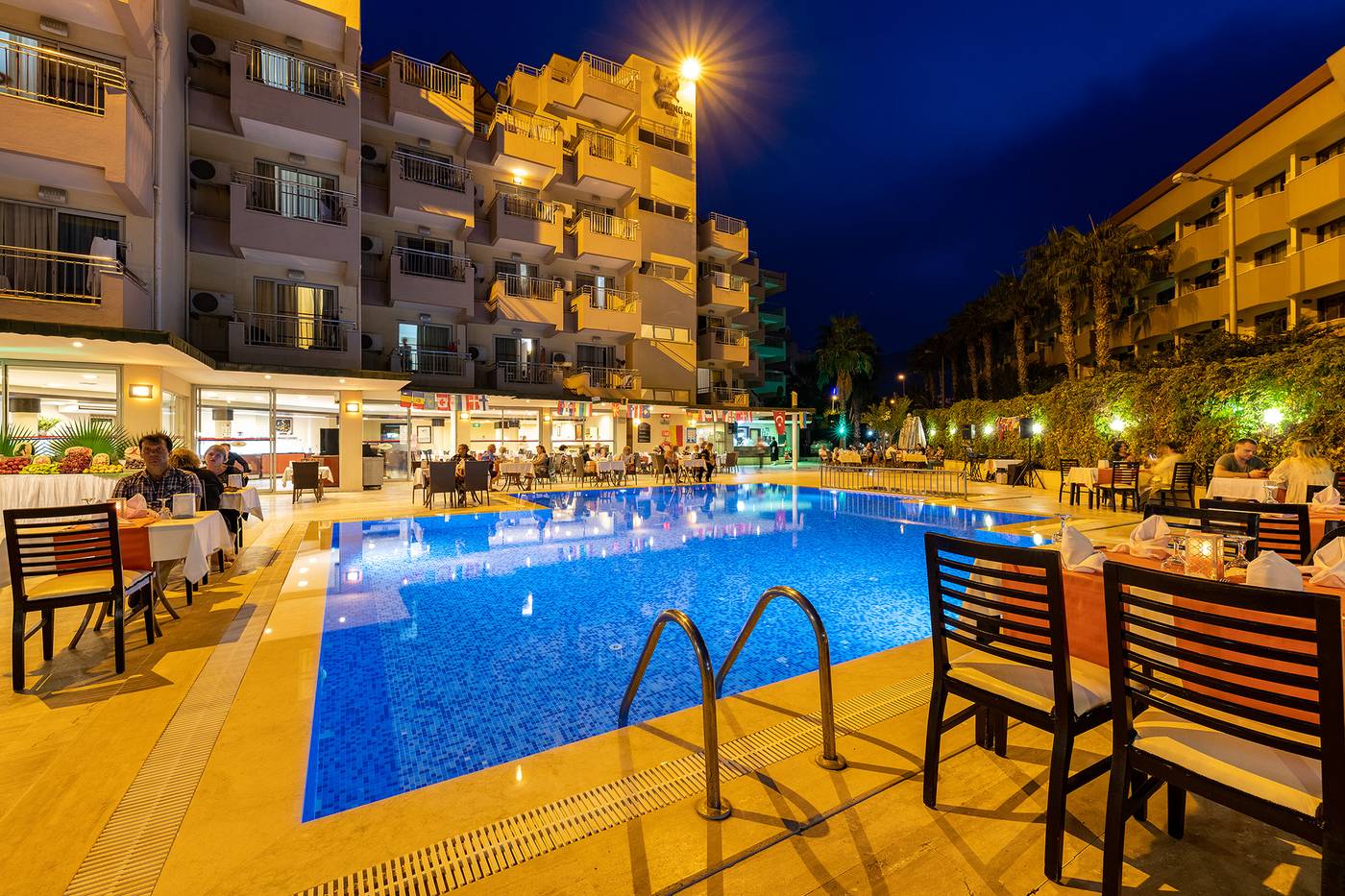 Viking-Nona-Beach-Pool-10