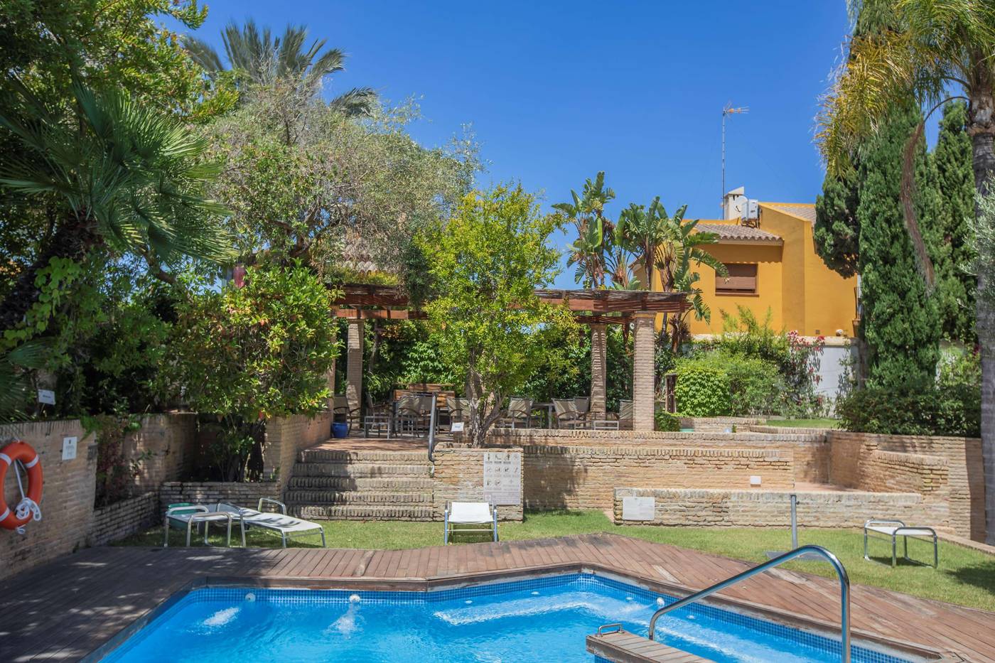 Los-Jandalos-Vistahermosa-Pool-11